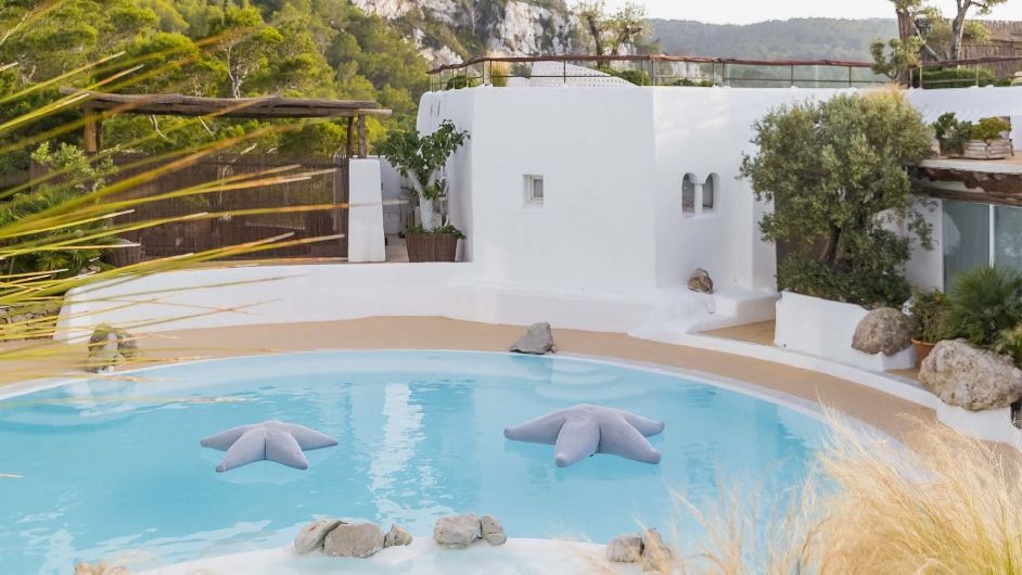 Where do Hotels Buy Their Furniture Unveiling the Sourcing Secrets