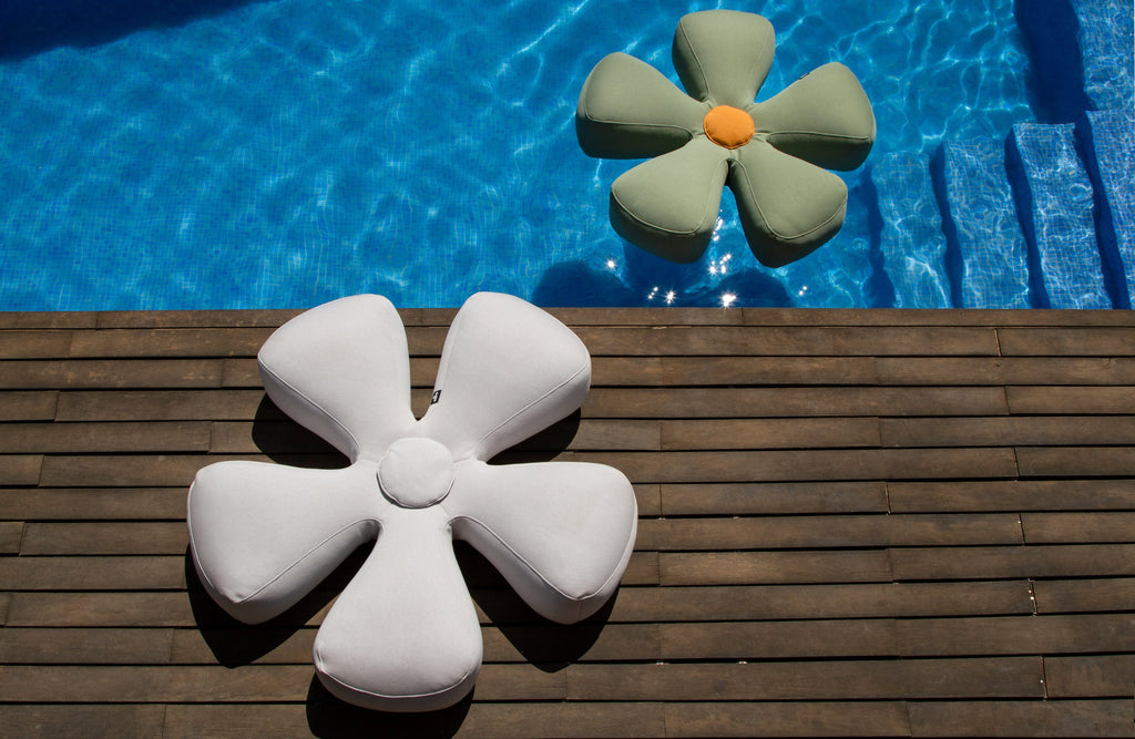 Flower Pool Float: The Ultimate Summer Accessory for Relaxation