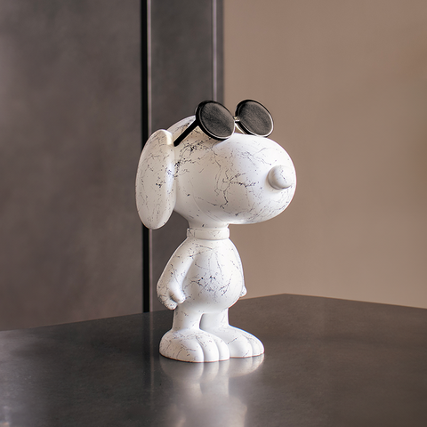 Snoopy With Sunglass Available in 2 Styles