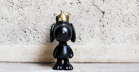 Snoopy Figurine with Crown 31cm Height