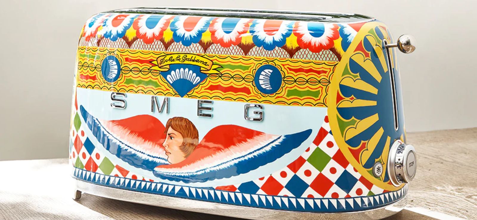 Four-slice Toaster From Smeg - a True Design Icon – Playoffside.com