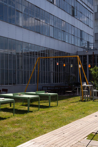 Bended Indoor Outdoor Table Tennis Table