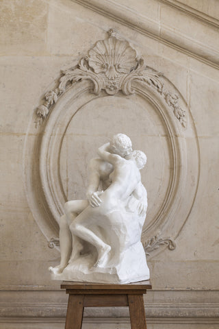 The Kiss Figure Official Rodin Sculpture Available in 2 Styles