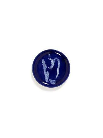 Ottolenghi Small Stoneware Plates Available in 11 Styles - Lapis Lazuli Swirl Pepper White - Serax - Playoffside.com