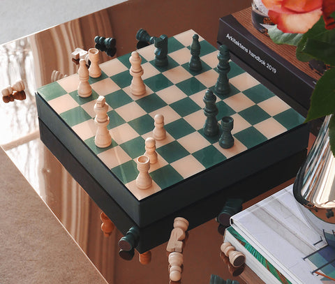Modern Green Coloured Chess Set Including Board & Chessmen - Default Title - PrintWorksMarket - Playoffside.com