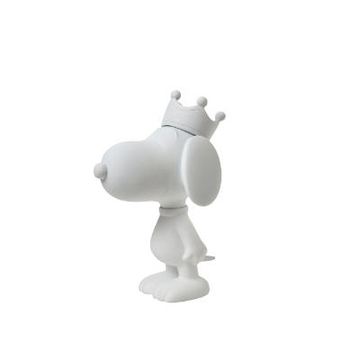 Snoopy with Crown 13 cm Figurine
